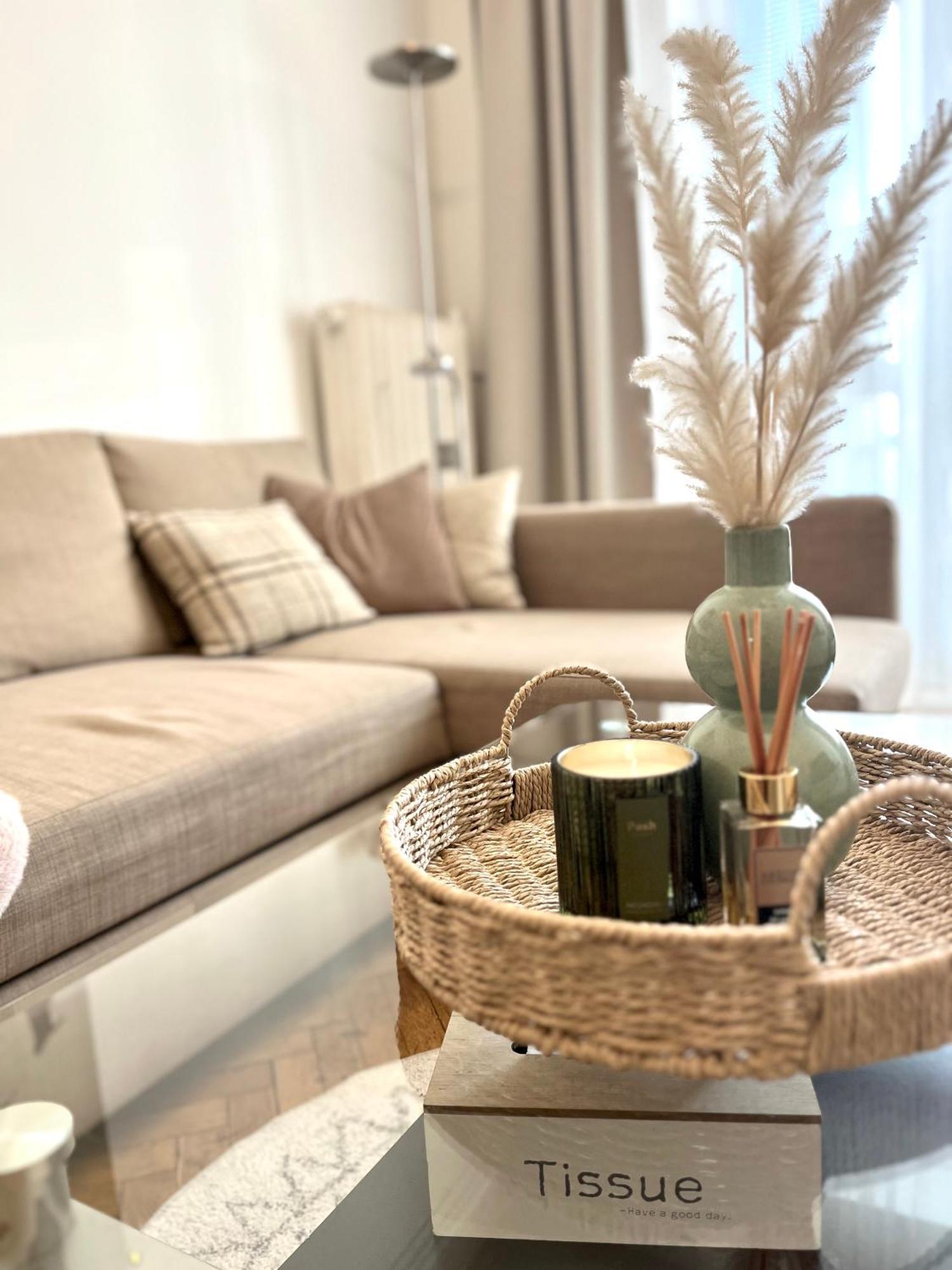 Audrey Hepburn Apartment Old Town Air Conditioned Bratislava Ngoại thất bức ảnh