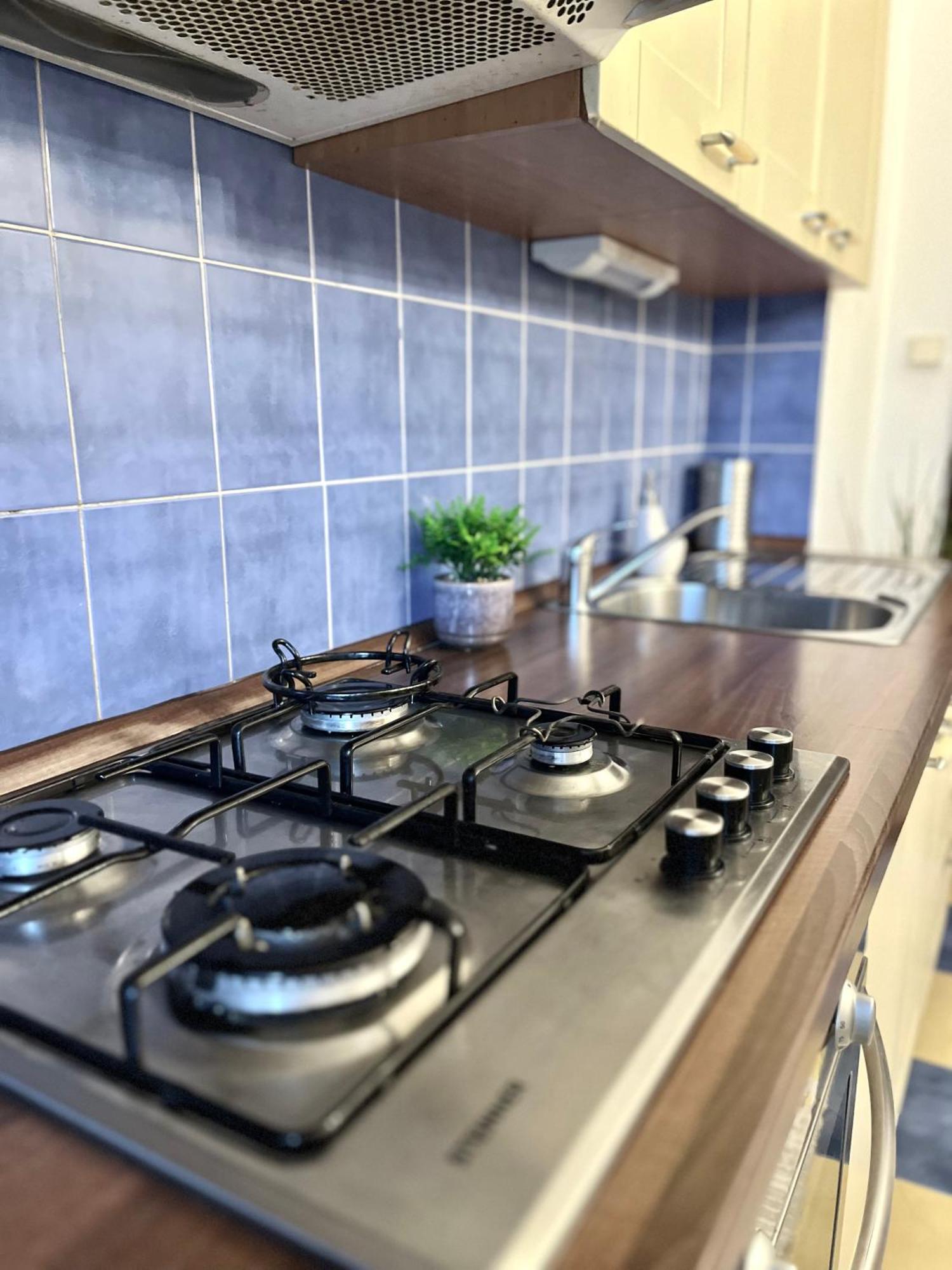 Audrey Hepburn Apartment Old Town Air Conditioned Bratislava Ngoại thất bức ảnh